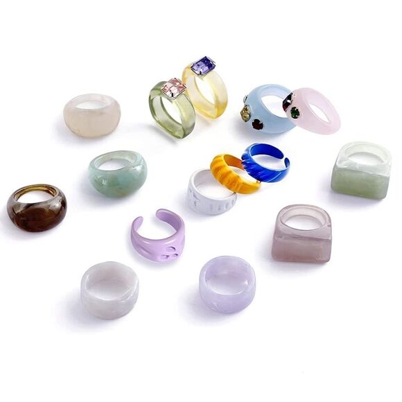 NWT Wool + Pepper Co. Resin Rhinestone Ring Set (15 Rings) - Picture 2 of 6